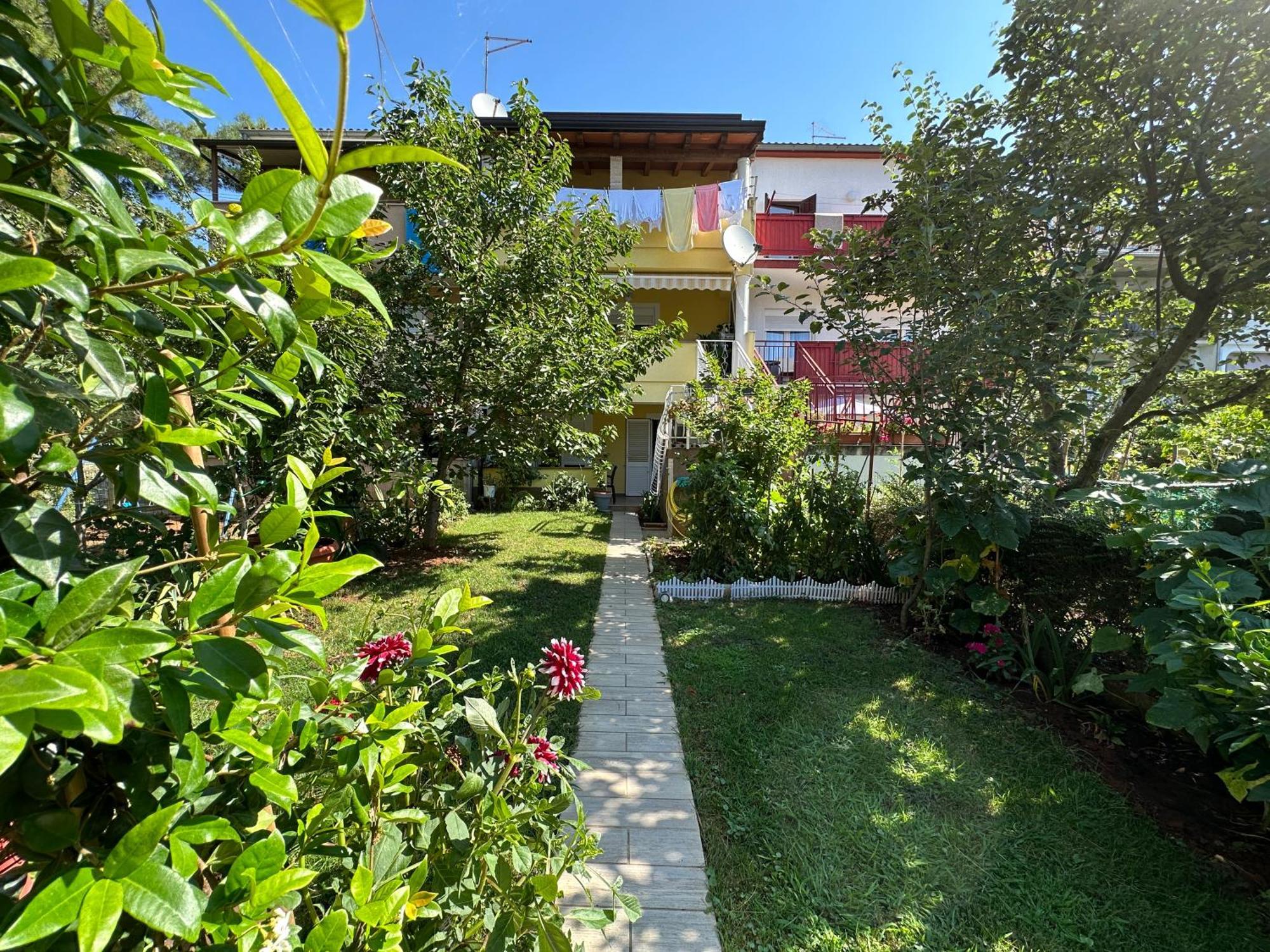 Apartment Petrovski Poreč Exterior foto